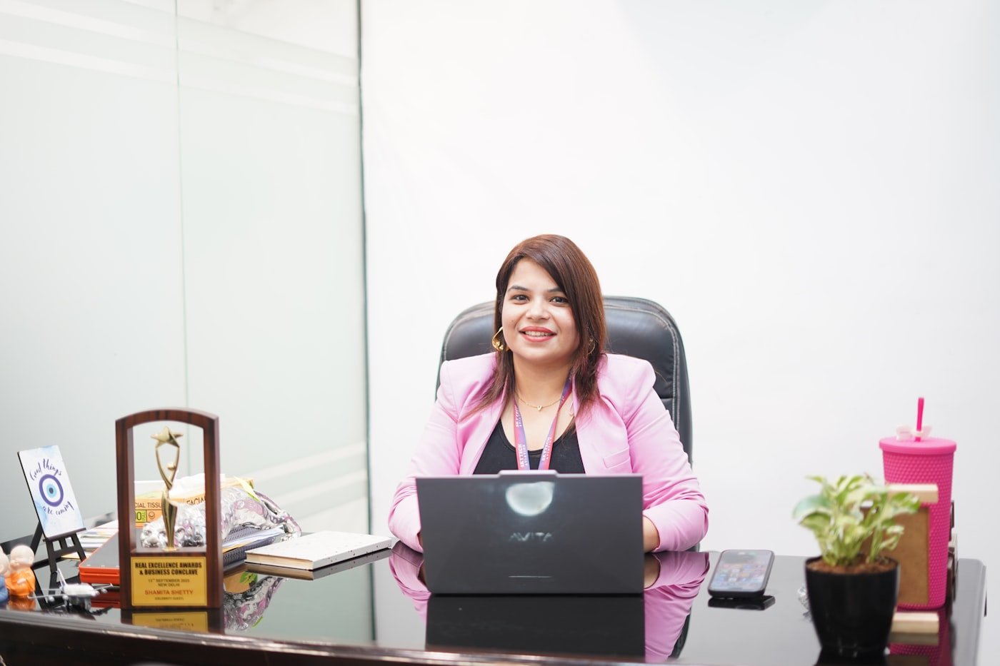 An MQ Experts advisor ready to guide you